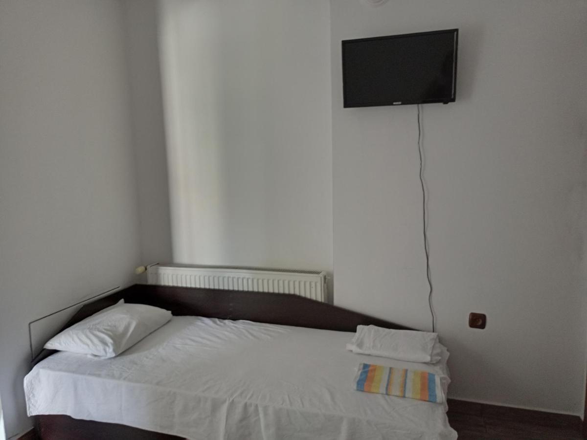 Guest House Lili Petrich  Zimmer foto